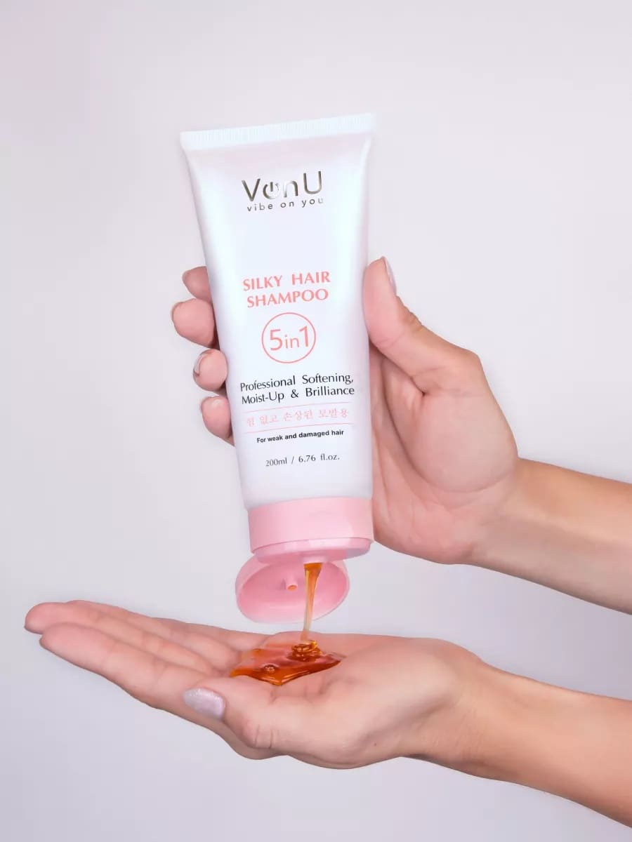 Von U Шампунь для ослабленных и поврежденных волос "Шелк для волос" 5 в 1 Silky Hair Shampoo 200 мл